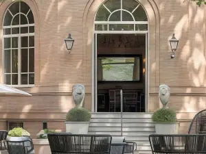 Popular Premium Hotels in Parma