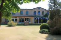 Waldhotel Hotel dekat First German Tile Museum