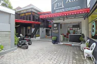 RedDoorz Near Terminal Condong Catur Các khách sạn ở Condongcatur