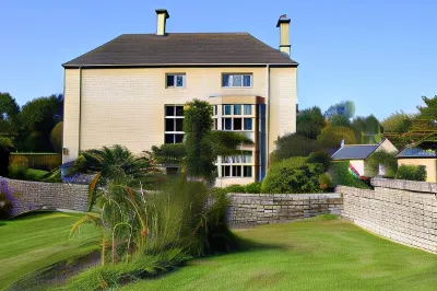 Aylworth Manor