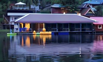 River Hill Side Resort