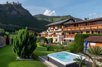 Hotel Bischofhof - Bistro Jasmin Hotels in Velturno