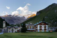 Hotel Lo Scoiattolo Hotels in Macugnaga