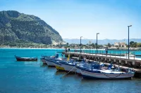 Casetta Vista Mare in Piazza a Mondello