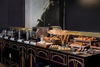 Glarros OldTown - breakfast