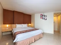 Bekizaar Hotel Surabaya Hotels in Genteng