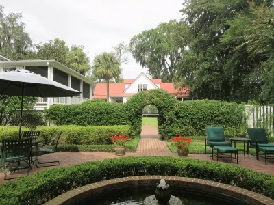 Rhett House Các khách sạn gần Verdier House