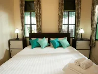 Villa Khun Wichianpanich Hotels near Wat Kamphaeng Laeng