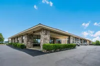 Quality Inn & Suites Hot Springs - Lake Hamilton Hotel di Hot Springs