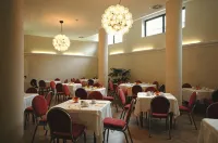 Hotel Langhe & Monferrato Hotels in Castagnole Lanze