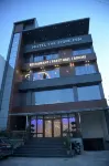 The Shire Inn Hotels near Maxx Showroom