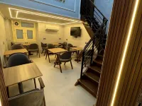 Tourist Palace Hotel โรงแรมใกล้อะกูซา