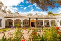 Hostería Hacienda Pinsaqui Hotels near Calle Jatun Ñan
