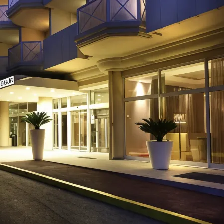 AC Hotel by Marriott Ambassadeur Antibes - Juan Les Pins