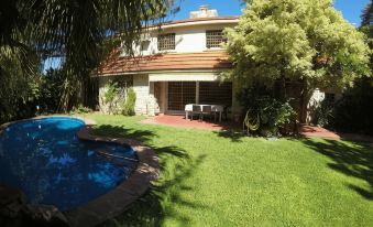 Deaf twins bed/breakfast - Housity
