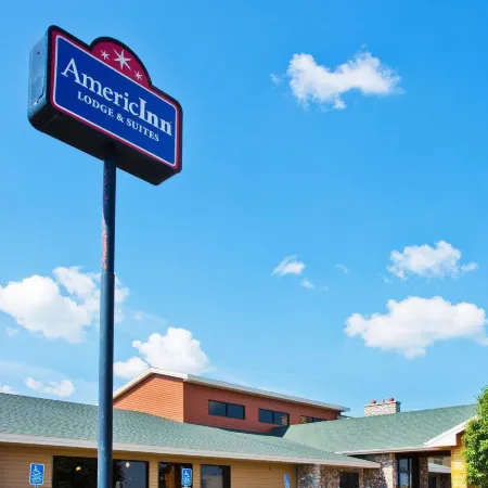 AmericInn by Wyndham Lincoln North