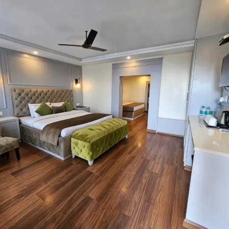 Mongas Hotel & Resort