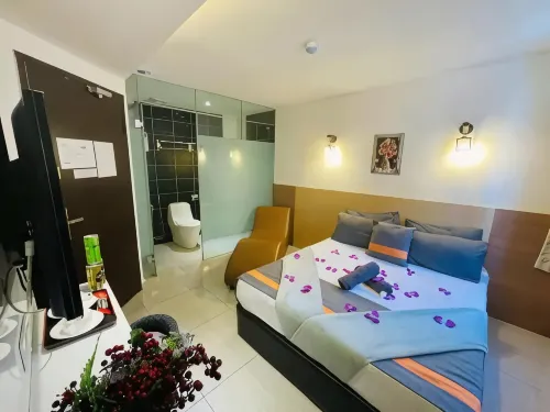 Dolphin Hotel فنادق في بورت كلانغ
