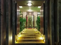 The Palmery