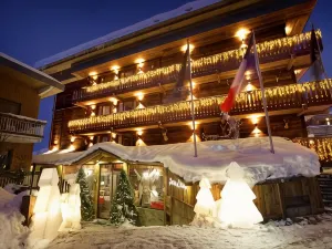 Snow Lodge Hotel Courchevel 1850