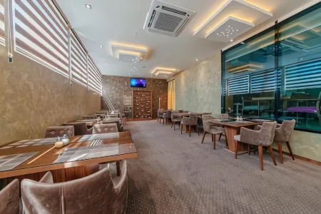 Hotel New Star Отели в г. Подгорица