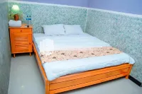 Flamboyan Asri Syariah Mitra RedDoorz Near Kampung Inggris Pare