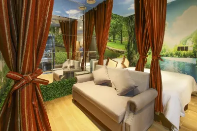 Bonita Tht Hotels in District 10