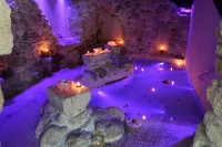 Regis Resort & Wellness Hotels in Tocco Da Casauria