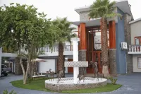 Travetel or Tambo Airport Hotels near Woodbridge Square