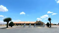 Days Inn by Wyndham Van Horn TX - parking