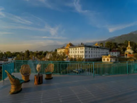 Chokling ArtHouse - the Treasure of Himalayas Hotels in Kangra