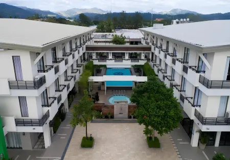 Mansion Garden Hotel