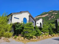 Poam Mountain Pool Villa Pension