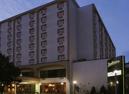 Radisson Hotel Bismarck