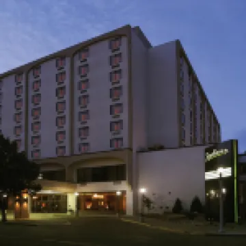 Radisson Hotel Bismarck