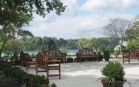 Niagara Crossing Hotel and Spa Hotels in der Nähe von Fort Niagara State Park