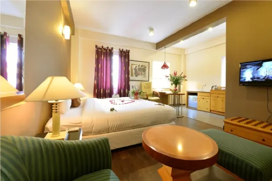 金色陽光別墅飯店及旅行社 Photos