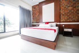 RedDoorz Plus Near Kualanamu Airport