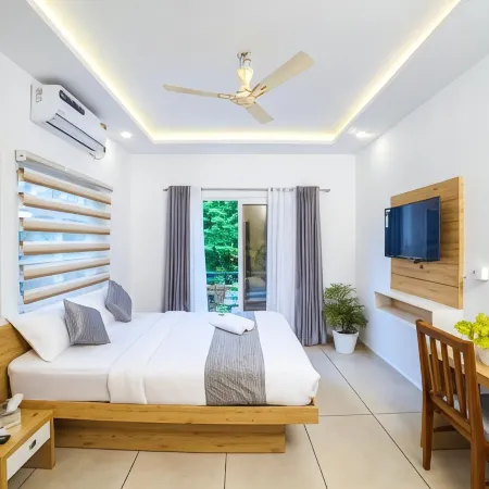 Oceana Hills Residency