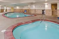Holiday Inn Express & Suites Nampa - Idaho Center فنادق في Nampa