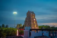 Hotel Arya Grand
