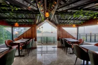Luxe Resorts - Centrally Heated Air Conditioned Hotel in the Heart of Kasauli فنادق في كاساولي