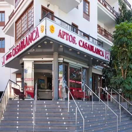 Apartamentos Casablanca Отели рядом с достопримечательностью «Ботанический сад»