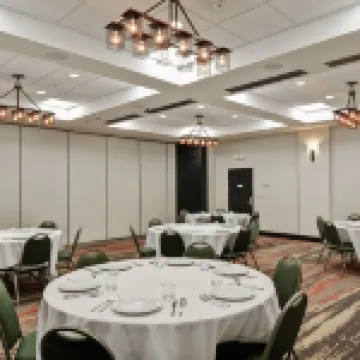 哈蒂斯堡希爾頓逸林飯店