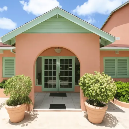 Worthing Court Apartment Hotel Отели в г. Бриджтаун