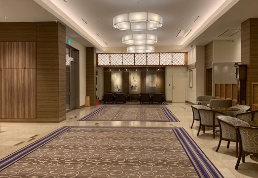 1. 오후나토 플라자..