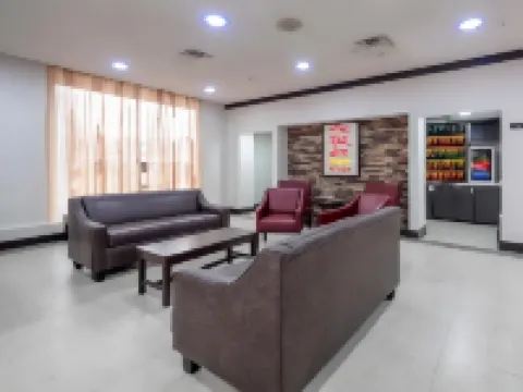 Red Roof  Plus+ Smyrna Hotels in Smyrna