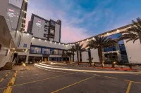 Best Western Plus Tabuk City Center فنادق في 