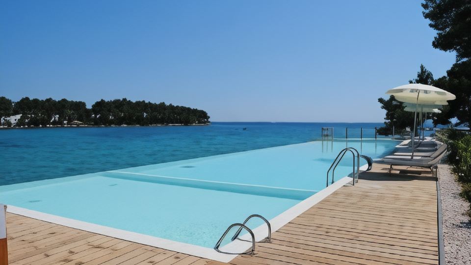 Crvena Luka Resort