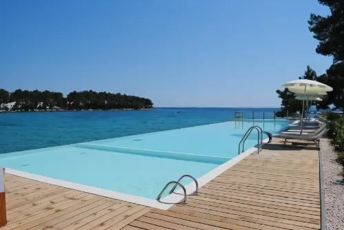 Crvena Luka Resort Hotels in Sveti Filip i Jakov